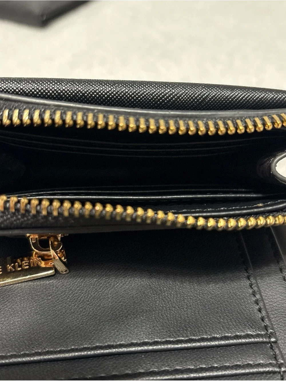 Anne Klein compact anne